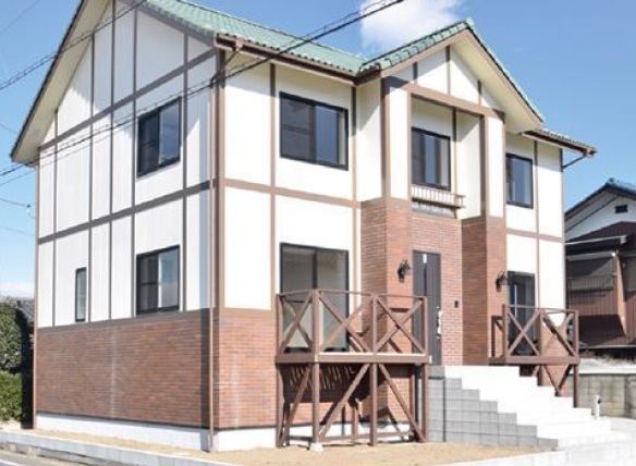 中古戸建 前橋市上泉町 48坪の広い間取りの家です。